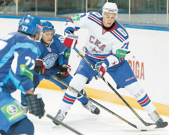 Динамо-Минск - СКА_Прессбол_2013-14.jpg Динамо-Минск - СКА_Прессбол_2013-14.jpg