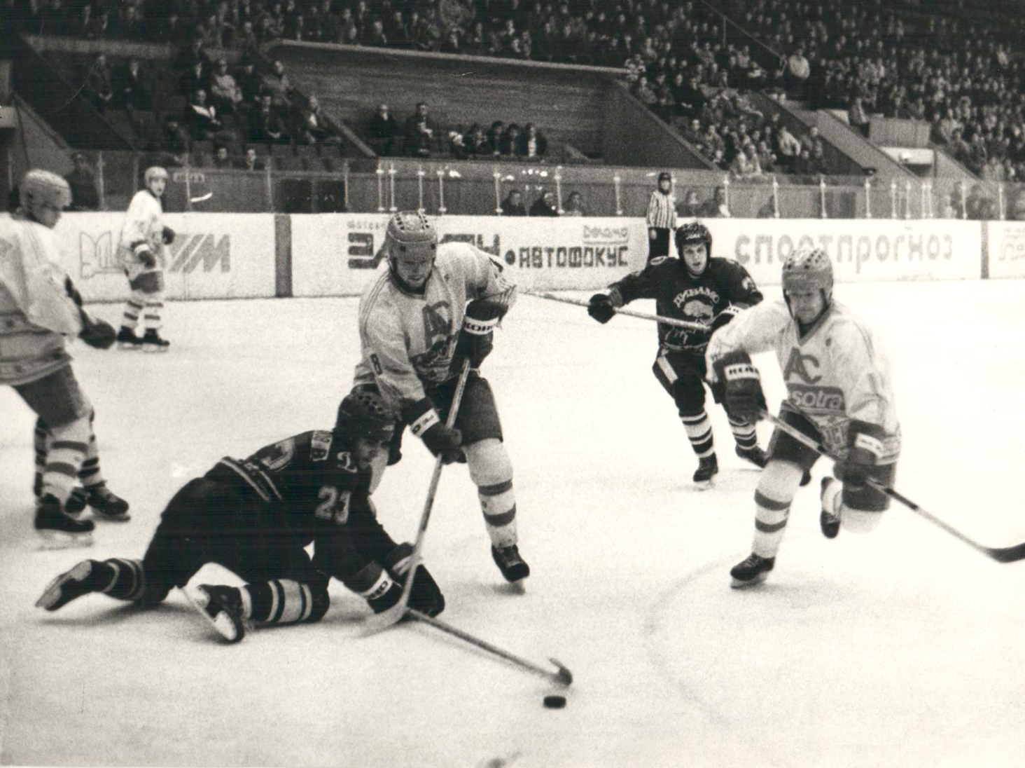 Динамо-Минск_Владимир Цыплаков и Андрей Расолько_1989-90.jpg