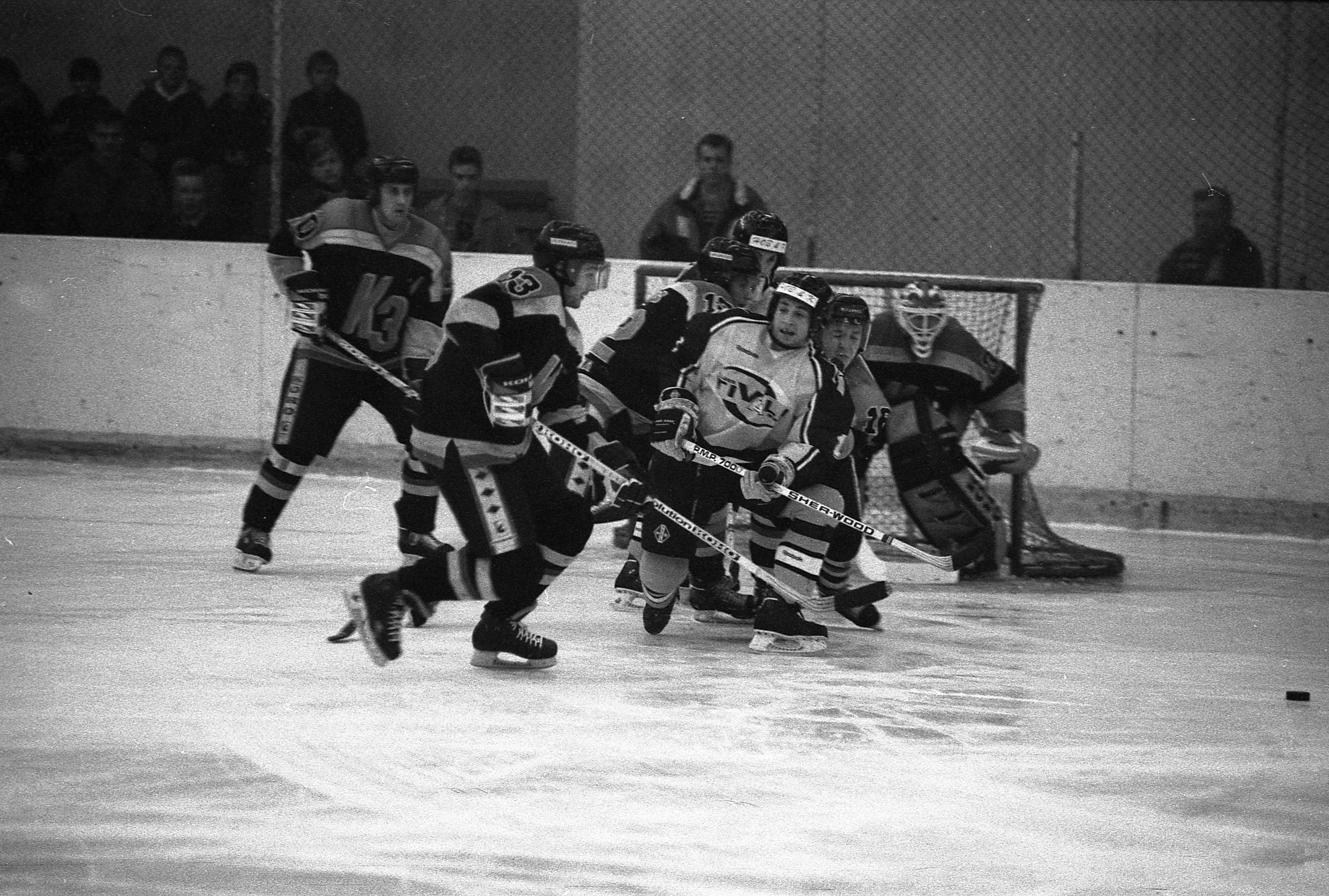 1994. Тивали - Кристалл Электросталь.jpg