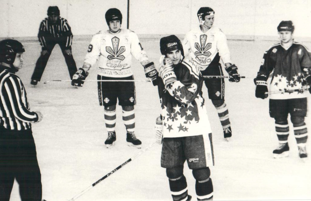 ДинамоМн-Сокол_Владимир Цыплаков и Эдуард Занковец_1991-92.jpg