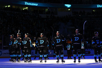 Лучшая команда по игре дома и лидеры по «сухим» матча